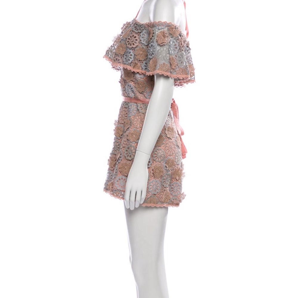 Alexis Textured Patterned Halter Neck Off-The-Shoulder Romper Size Small - Picture 3 of 17